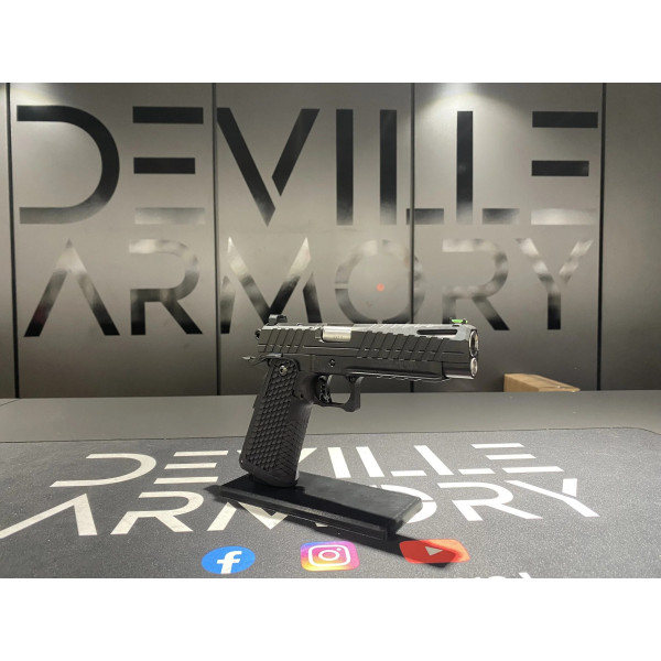 Pistolet Apollo 11 Noir 9x19  Chez DEVILLE ARMORY. Votre armurerie en ligne.