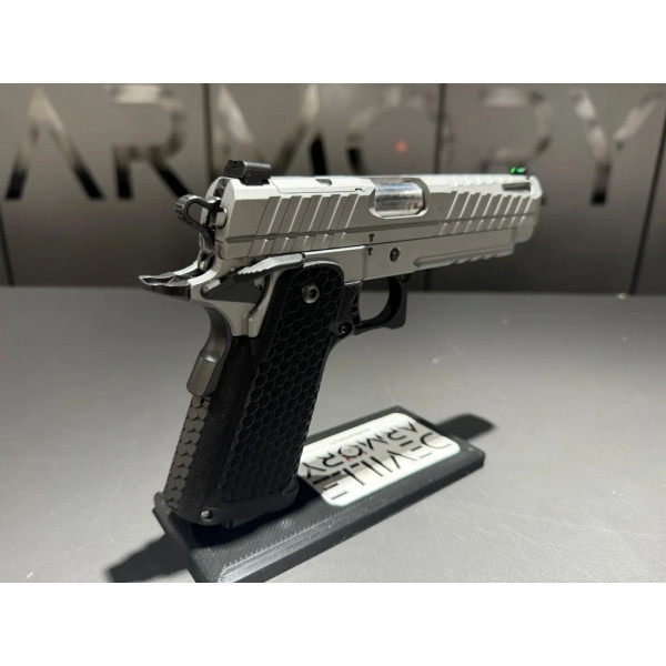 Pistolet Apollo 11 Grey 9x19  Chez DEVILLE ARMORY. Votre armurerie en ligne.
