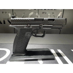 Pistolet Falcon 9XC Black - Calibre 9X19  Chez DEVILLE ARMORY. Votre armurerie en ligne.