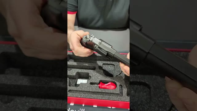 Voir la vidéo : Unboxing Revolver Korth Nsc 357mag 6'