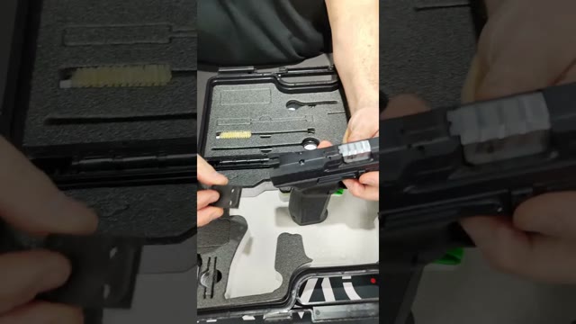 Voir la vidéo : Unboxing Pistolet Canik Mete Sfx Pro Black 9x19