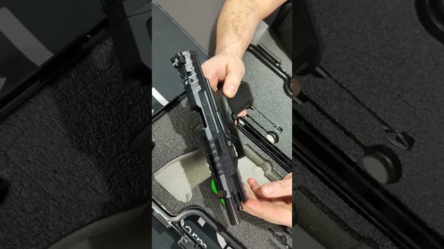 Voir la vidéo : Unboxing Pistolet Canik Sfx Rival Dark Side 9x19